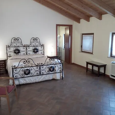 Country house Bb Mambrotta